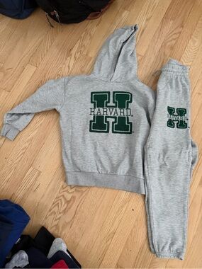Harvard Gray Hoodie & Sweatpants Set with Green Lettering size 10-11 years